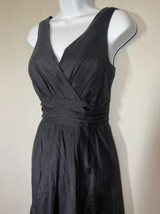 White House Black Market Black Sleeveless V-Neck Midi Dress - Picture 2 of 5